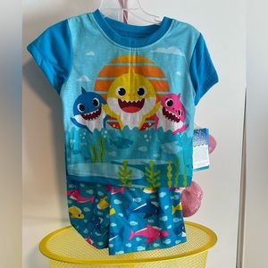 Baby shark pajama set